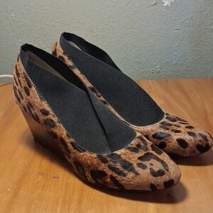 Taryn Rose Cowhair Cheetah Wedges Size 8